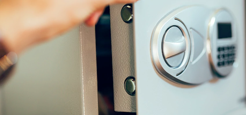 Fingerprint Safe Openers in Santa Rosa, CA