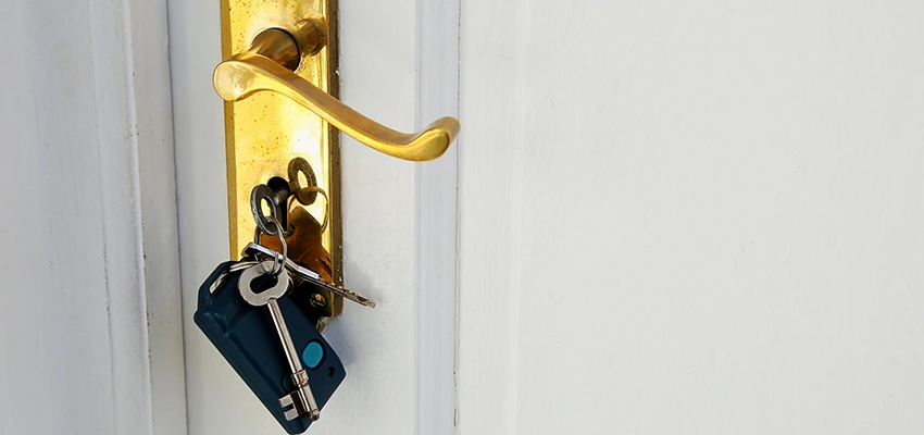 Broken Door Key Extraction in Santa Rosa, CA